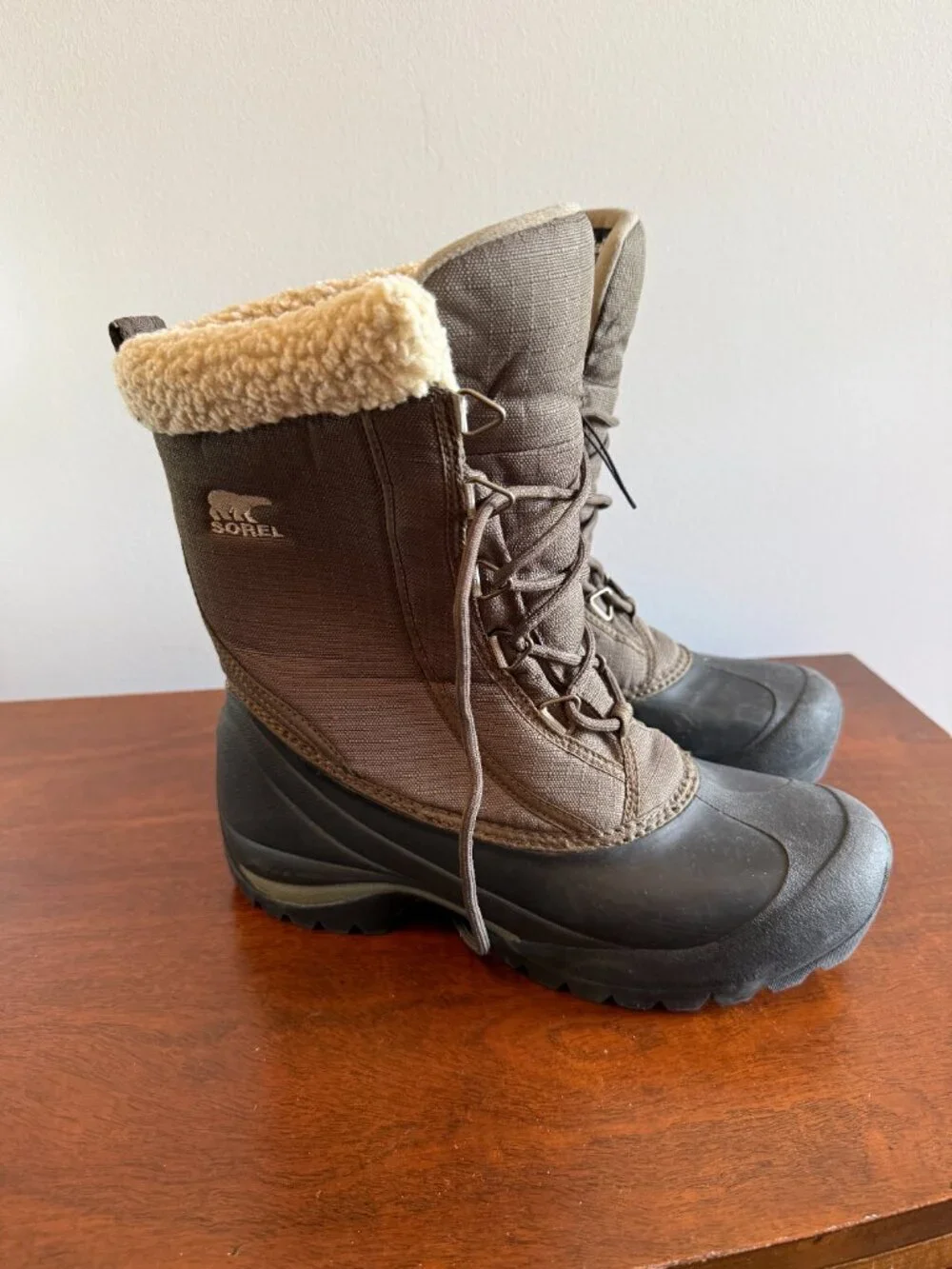 Sorel Cumberland Snow Boots Women's Size 9 Winter Waterproof Boots